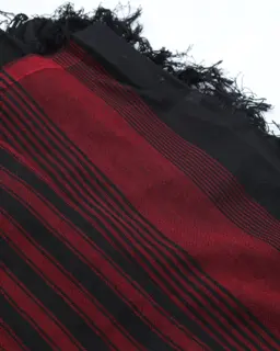 كوفية – وشاح – أسود وأحمر 1